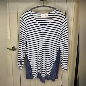 Chico’s Striped V-Neck Top with Blue Accents women size large
